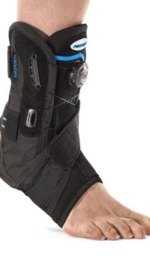 attelle de stabilisation de cheville pour une entorse latérale